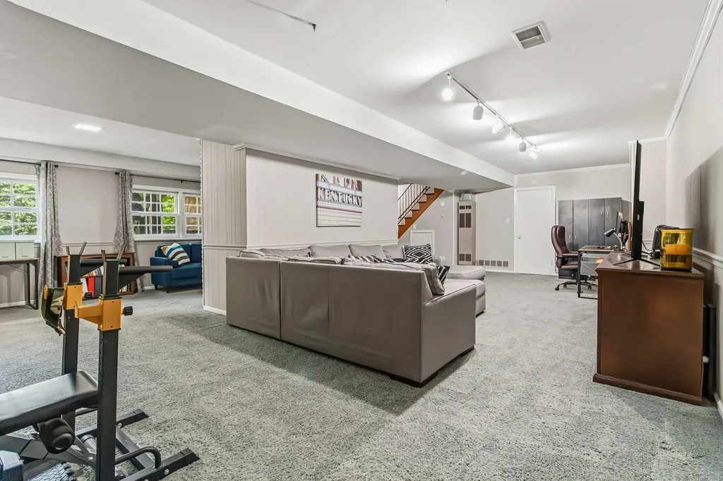 3130 Montavesta Road Lexington KY 40502