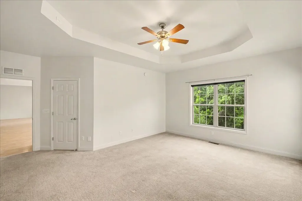 404 Manitoba Lane Lexington KY 40515