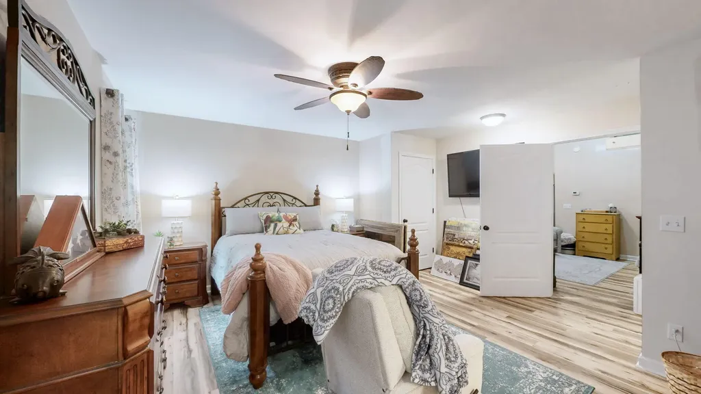 349 Rockcastle Lakeshore Drive Cadiz KY 42211