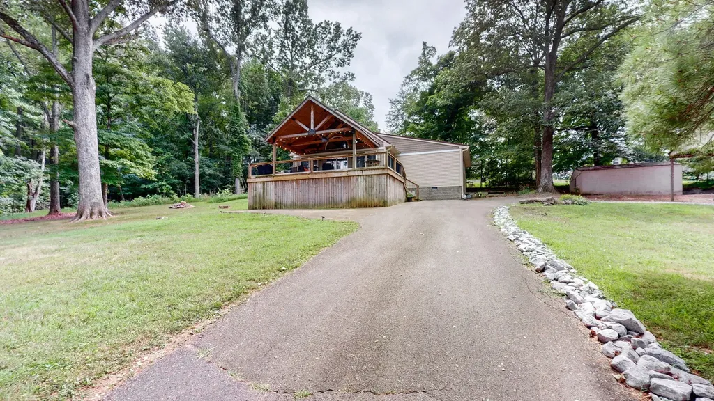 349 Rockcastle Lakeshore Drive Cadiz KY 42211