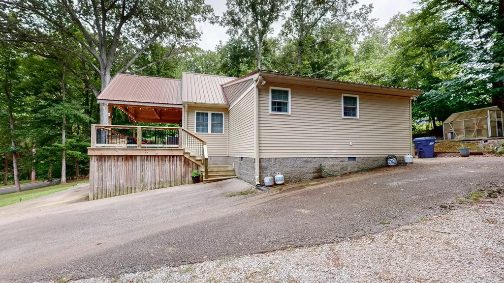 349 Rockcastle Lakeshore Drive Cadiz KY 42211