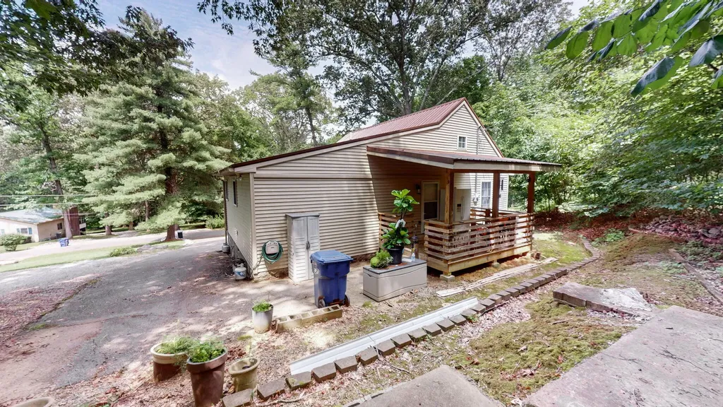 349 Rockcastle Lakeshore Drive Cadiz KY 42211