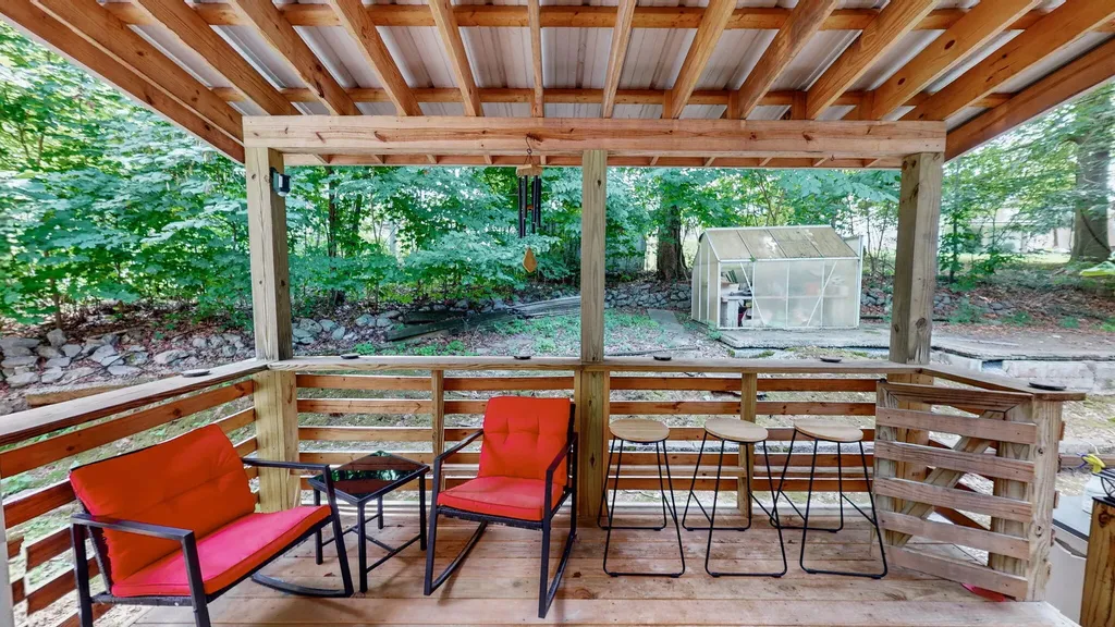 349 Rockcastle Lakeshore Drive Cadiz KY 42211