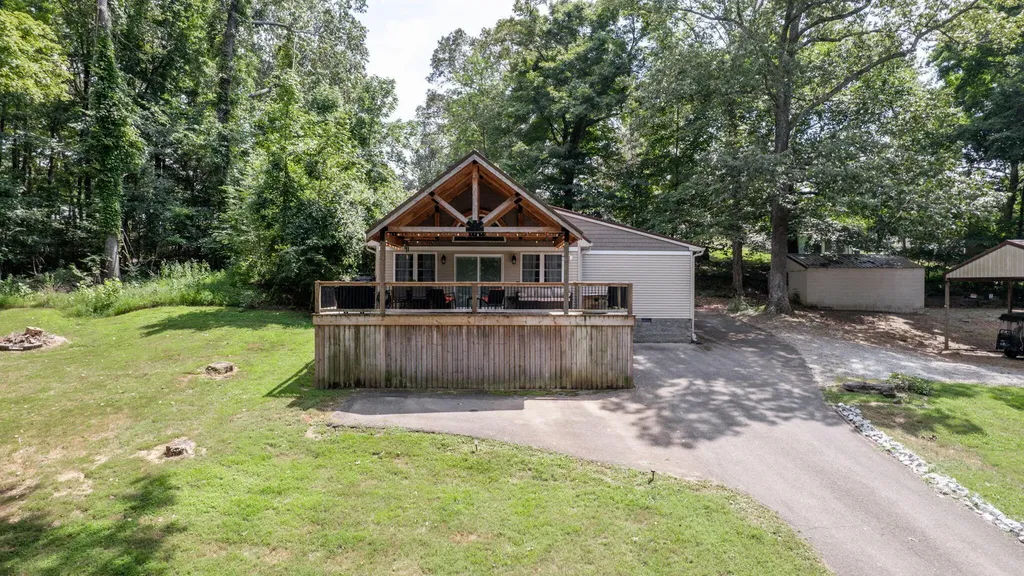 349 Rockcastle Lakeshore Drive Cadiz KY 42211