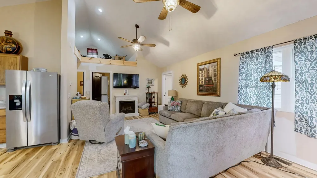 349 Rockcastle Lakeshore Drive Cadiz KY 42211
