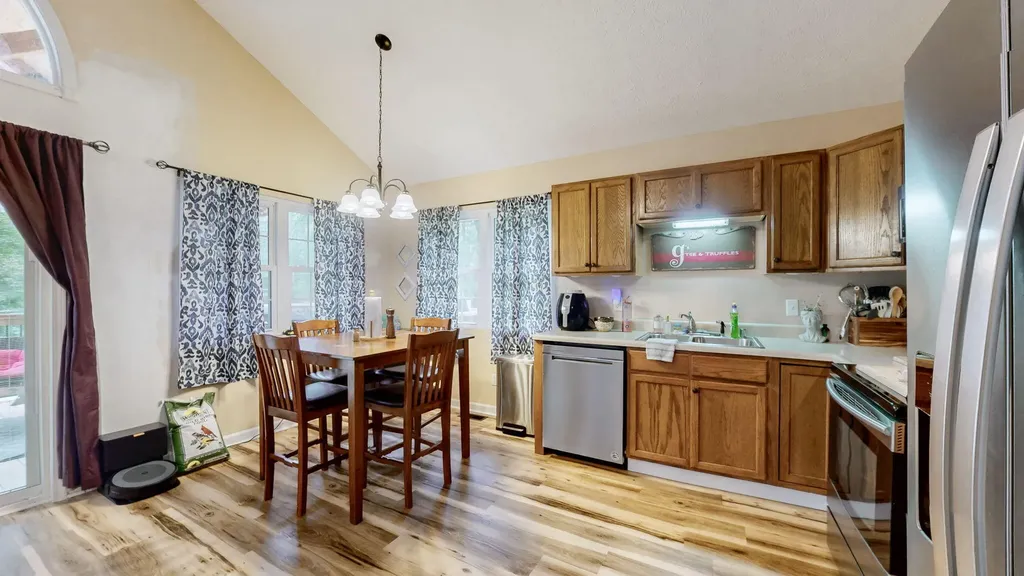 349 Rockcastle Lakeshore Drive Cadiz KY 42211