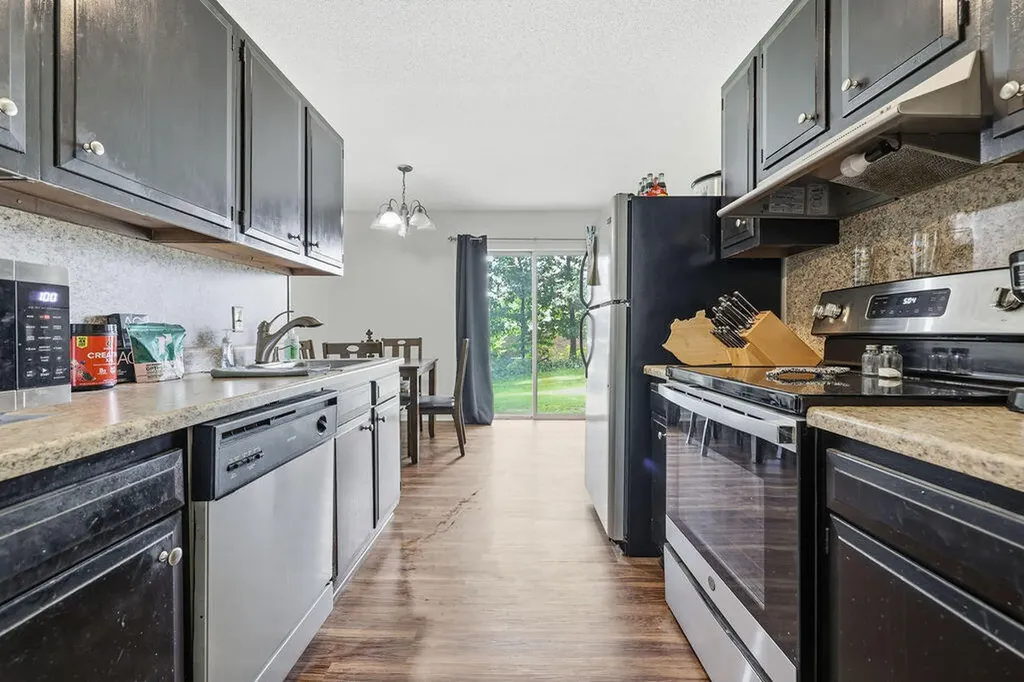 1326 Diuguid Drive Murray KY 42071