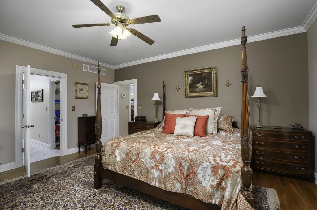 225 Helmsley Lane Versailles KY 40383