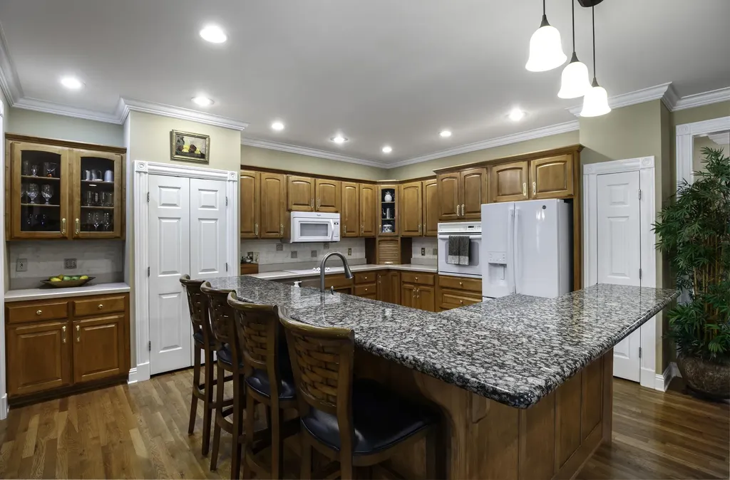 225 Helmsley Lane Versailles KY 40383