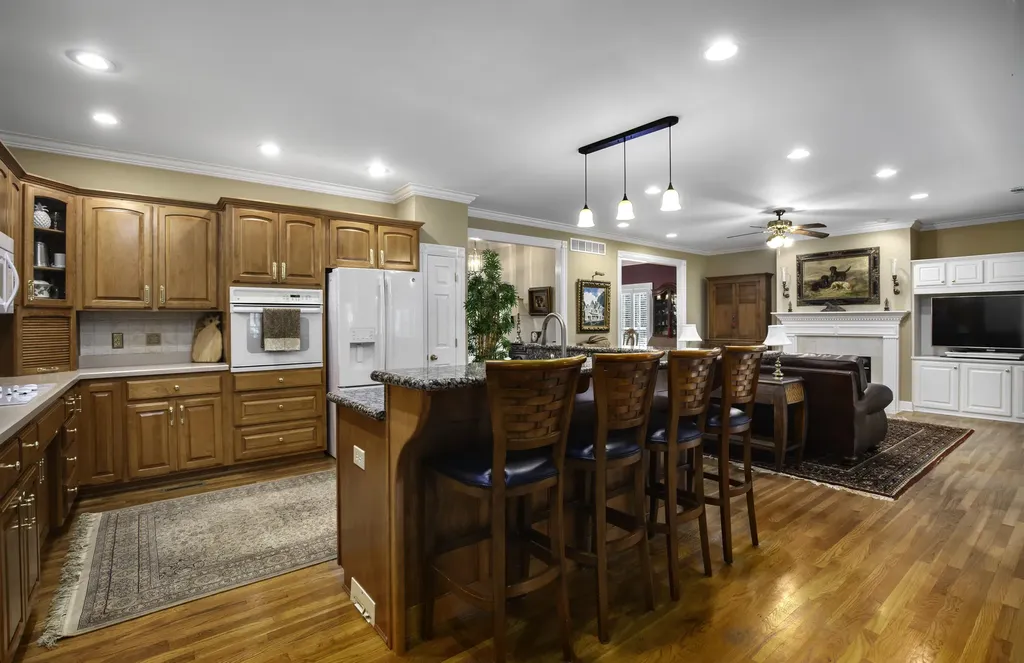 225 Helmsley Lane Versailles KY 40383