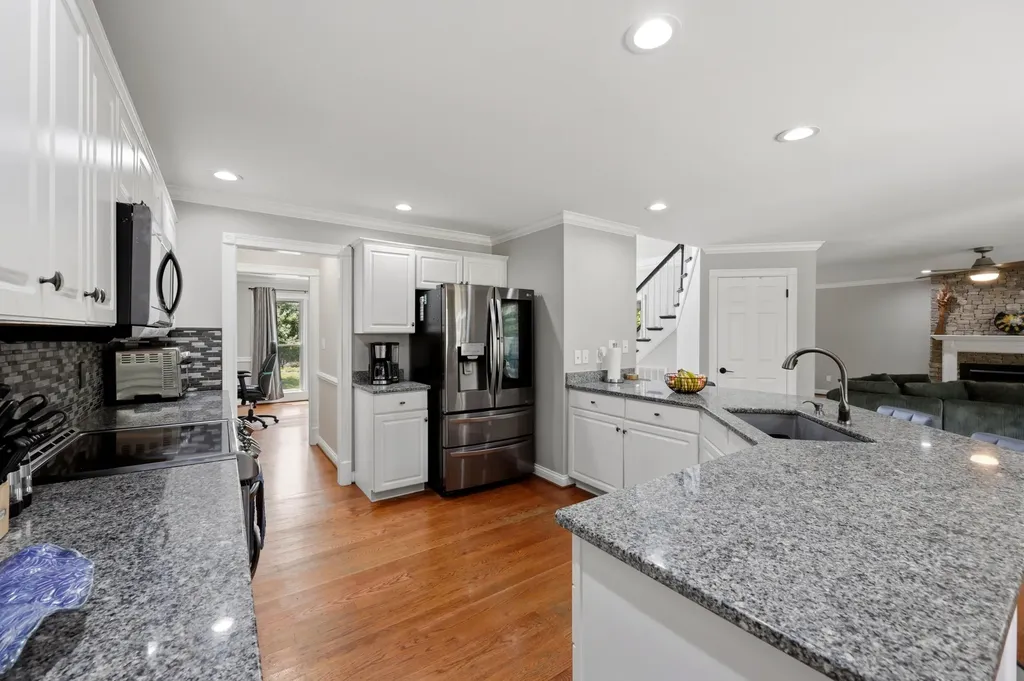 4504 Thornbridge Lane Lexington KY 40515