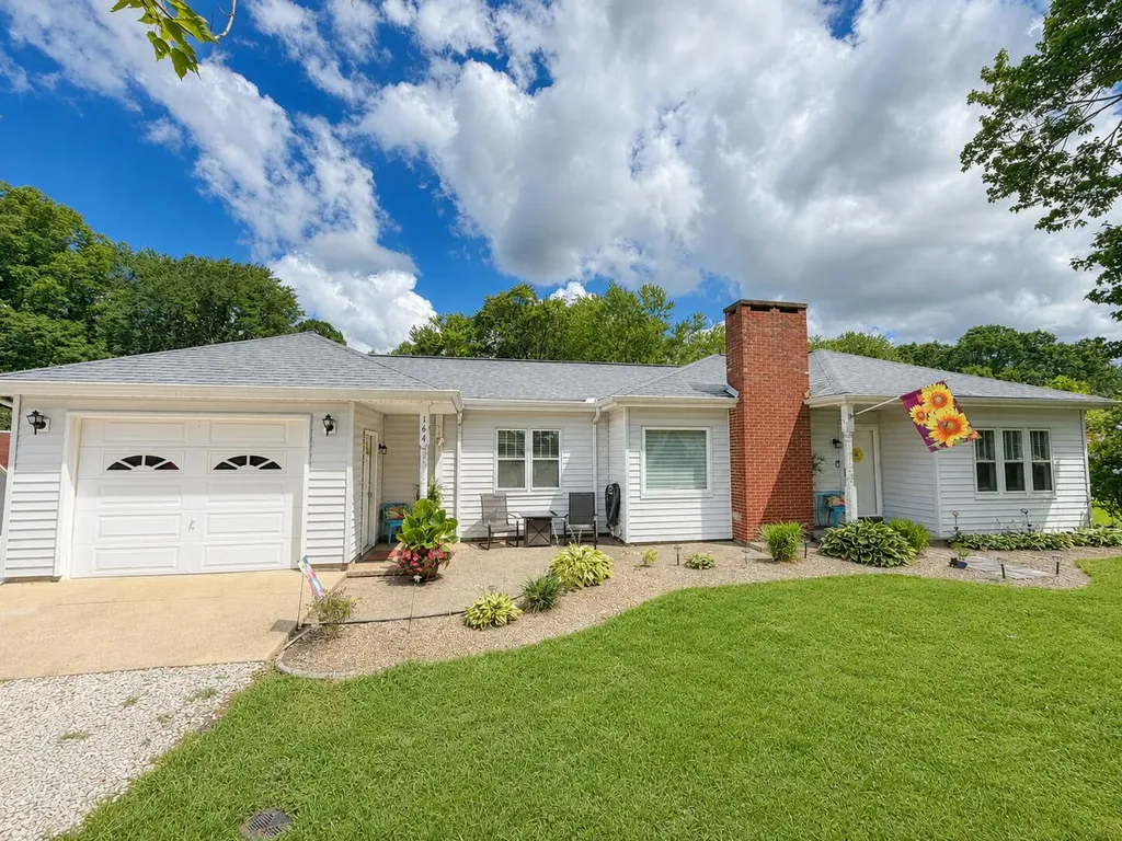 164 W Tennessee Avenue Corbin KY 40701