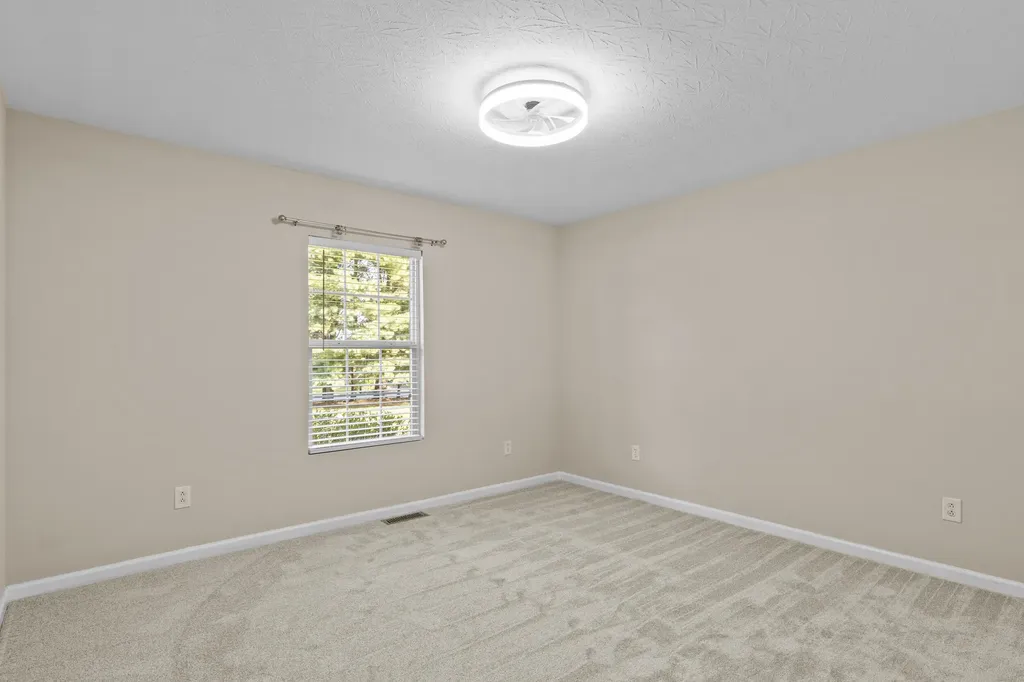 225 S Homestead Lane Lancaster KY 40444