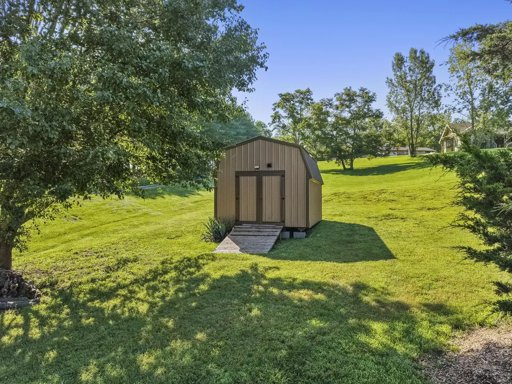 225 S Homestead Lane Lancaster KY 40444