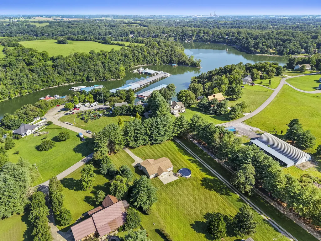 225 S Homestead Lane Lancaster KY 40444