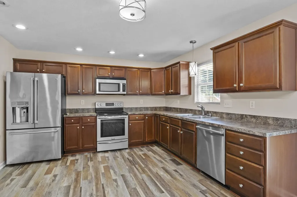225 S Homestead Lane Lancaster KY 40444