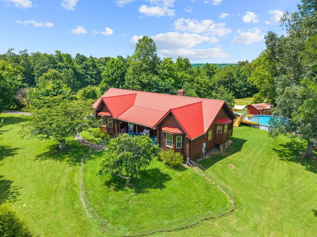 1845 Azbill Road Mckee KY 40447
