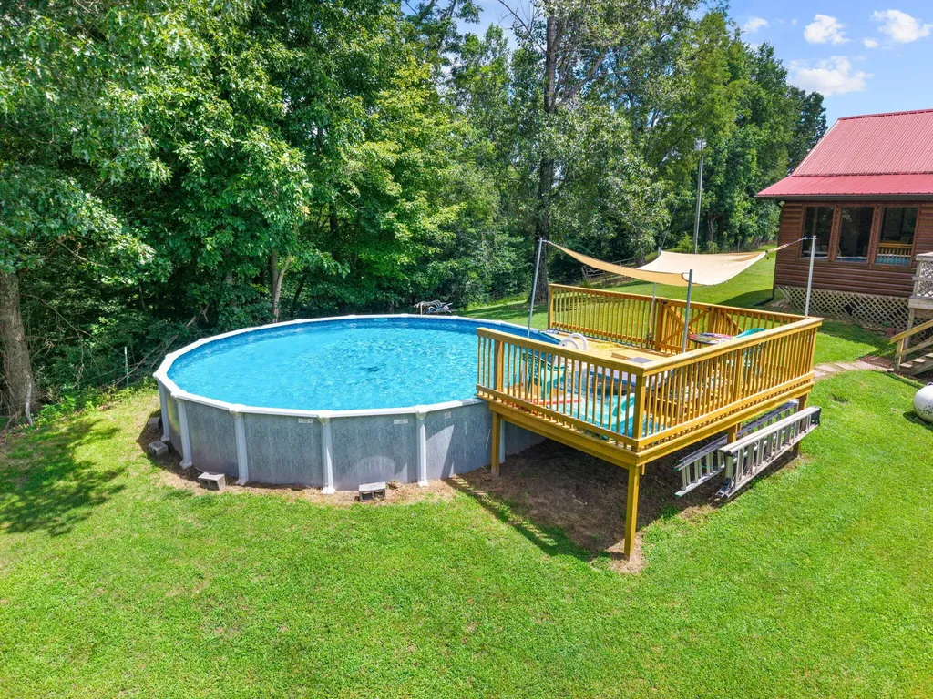 1845 Azbill Road Mckee KY 40447