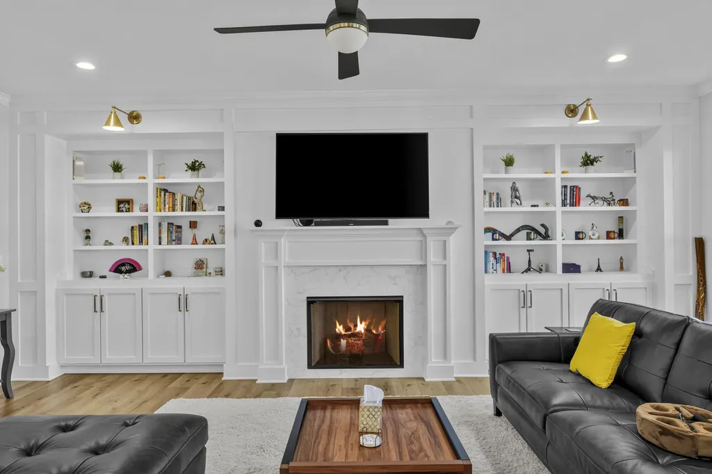 1077 Squirrel Nest Lane Lexington KY 40509