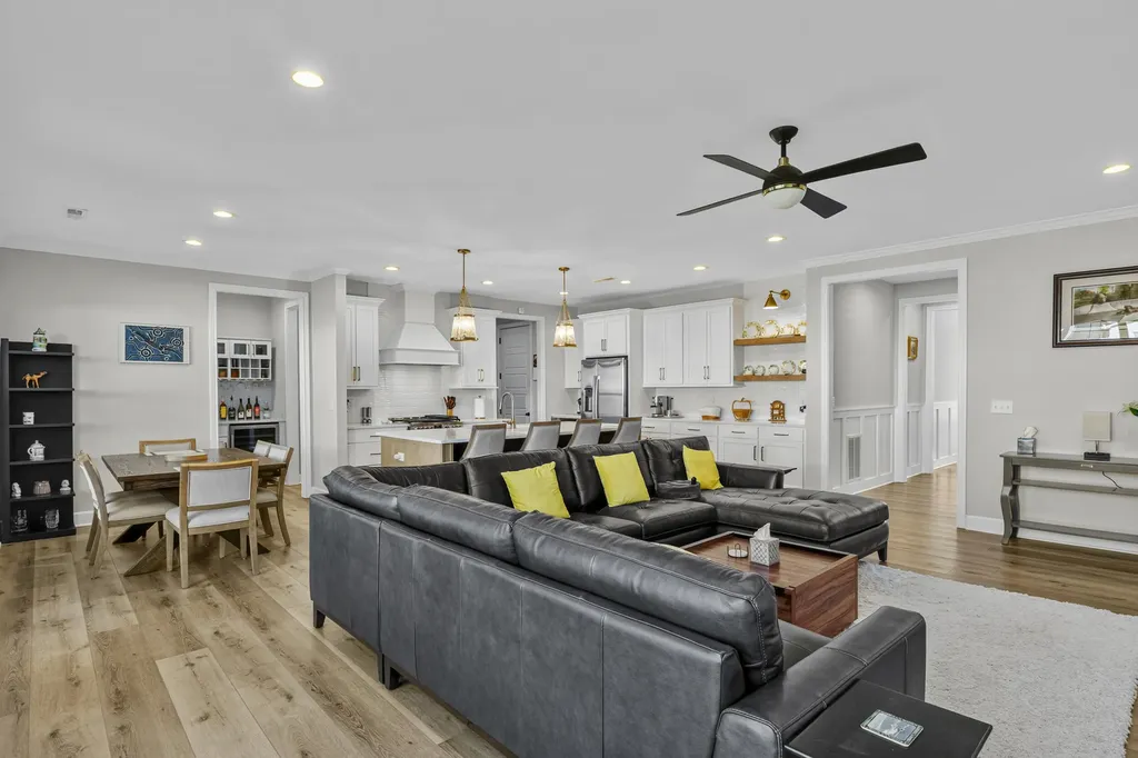 1077 Squirrel Nest Lane Lexington KY 40509