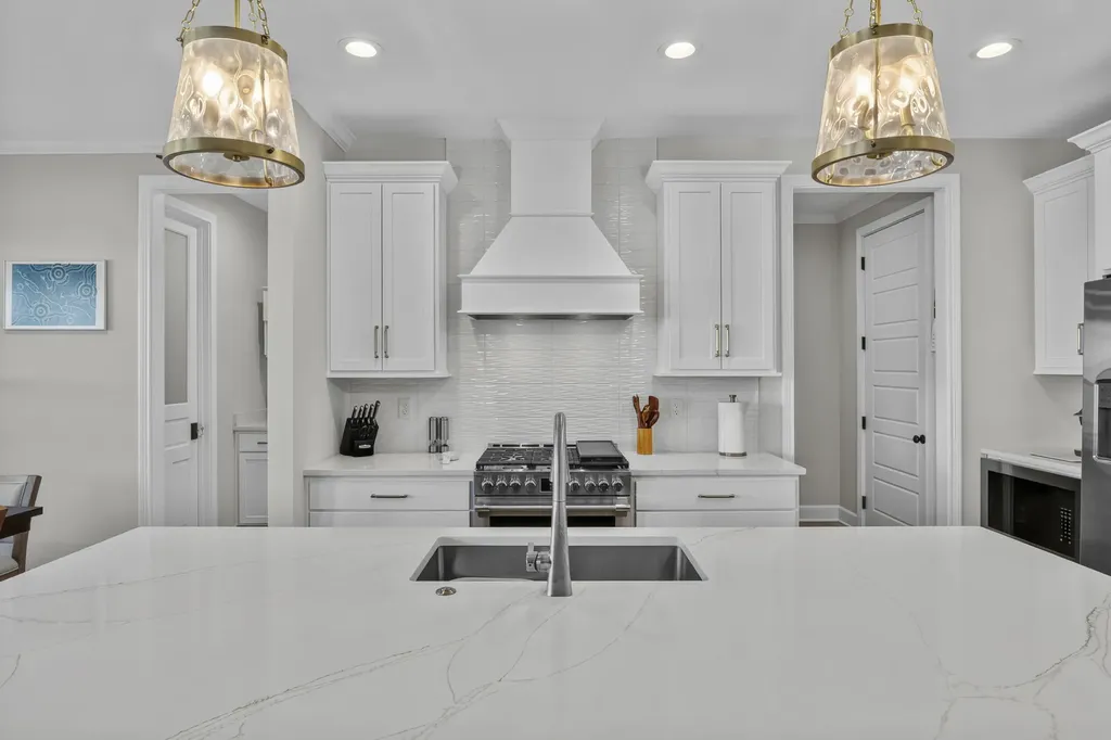 1077 Squirrel Nest Lane Lexington KY 40509