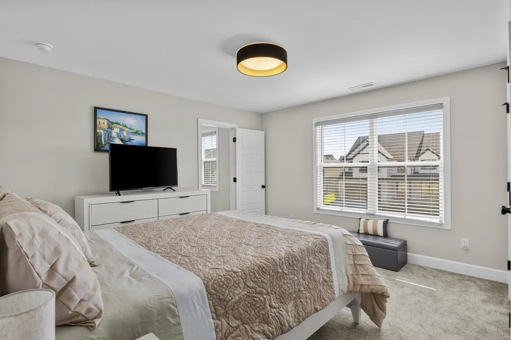 1077 Squirrel Nest Lane Lexington KY 40509