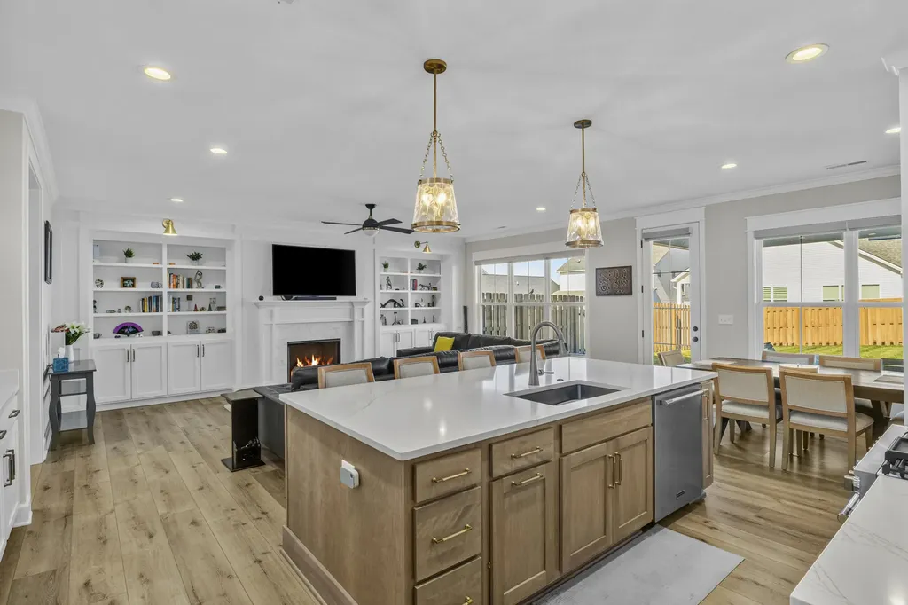 1077 Squirrel Nest Lane Lexington KY 40509