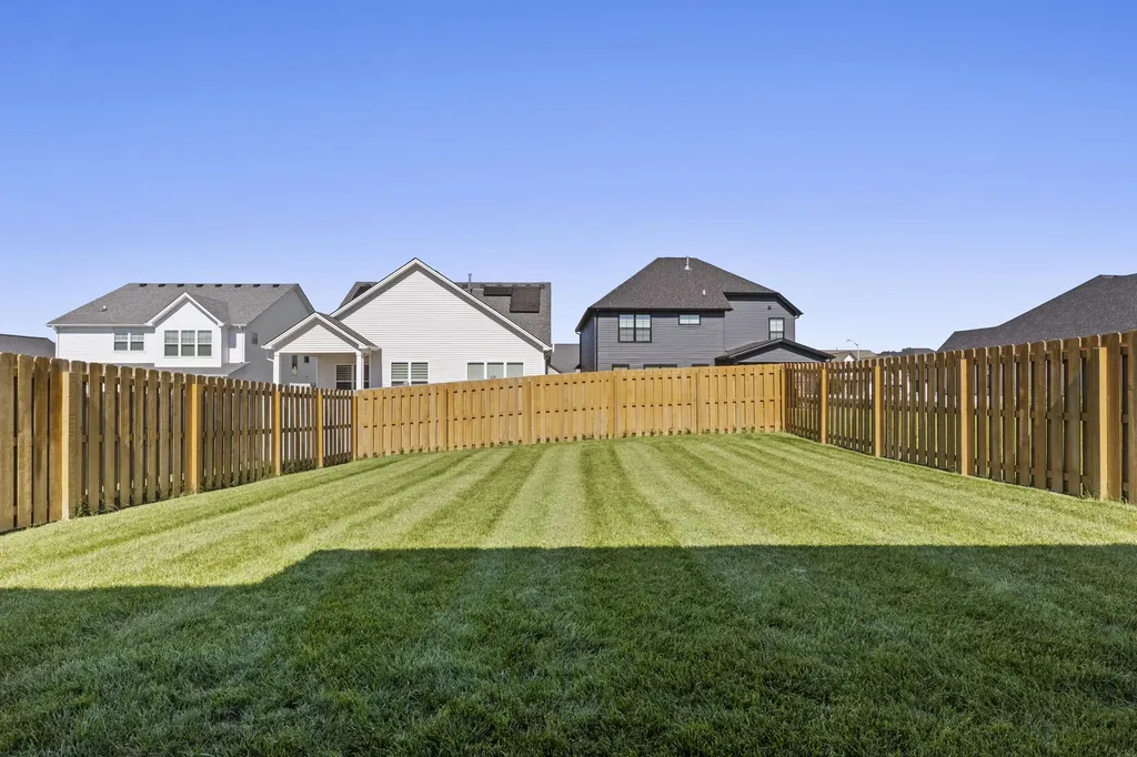 1077 Squirrel Nest Lane Lexington KY 40509
