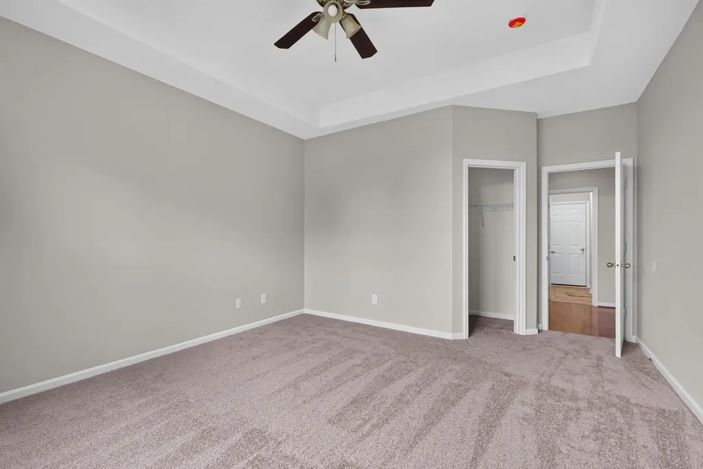 2593 Spring Valley Loop Lexington KY 40511