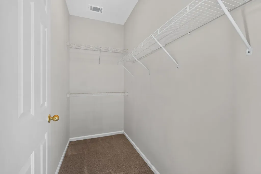 2593 Spring Valley Loop Lexington KY 40511