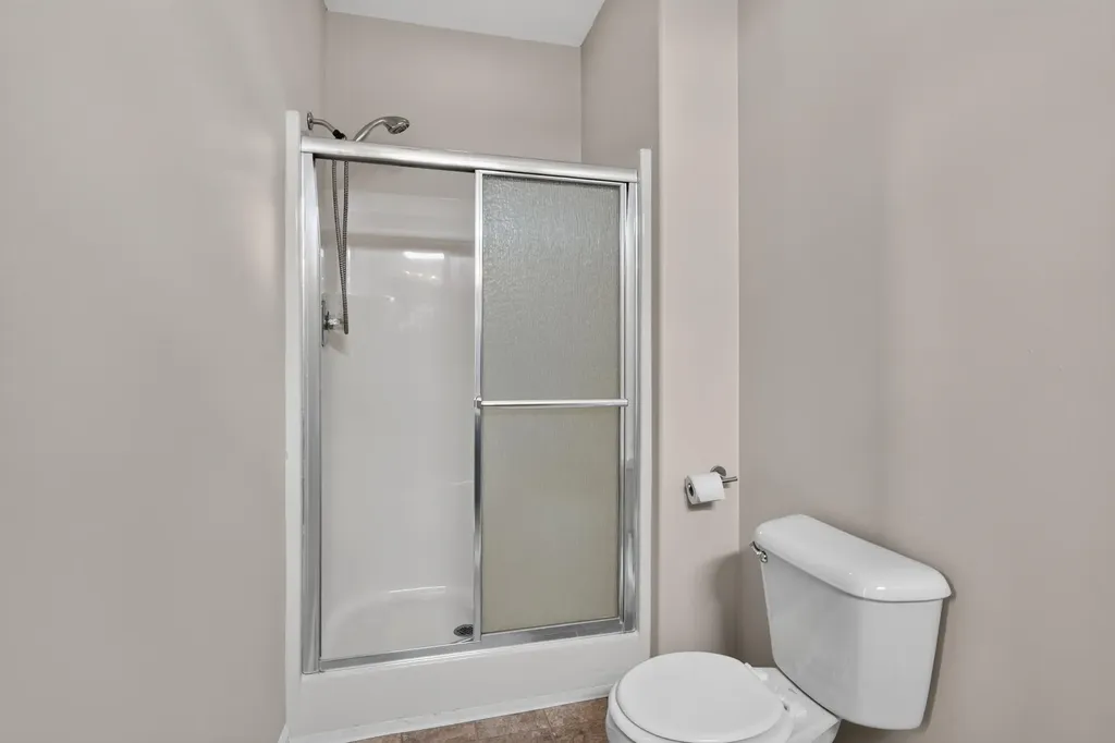 2593 Spring Valley Loop Lexington KY 40511