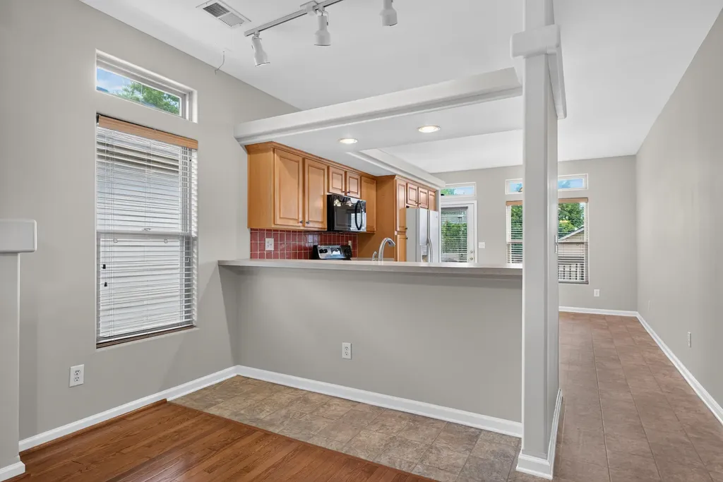 2593 Spring Valley Loop Lexington KY 40511
