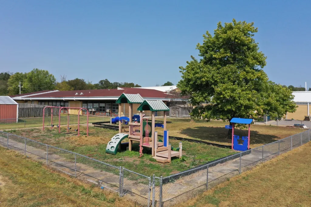 6775 Kentucky 440 Hickory KY 42051