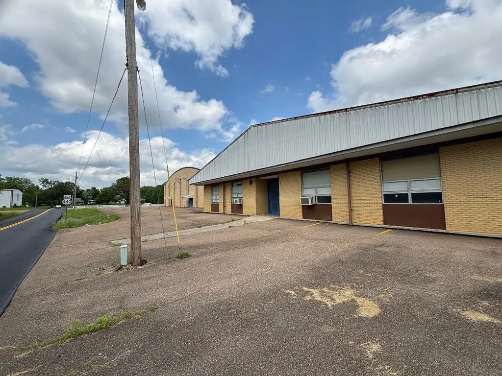 6775 Kentucky 440 Hickory KY 42051