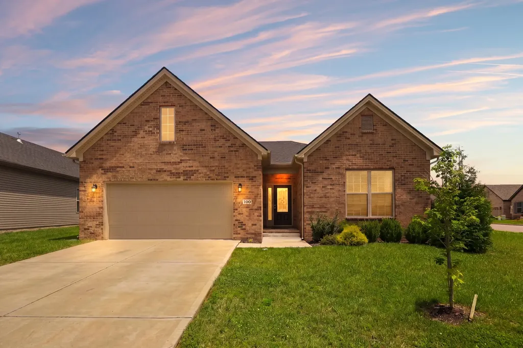 100 Little Leaf Drive Nicholasville KY 40356
