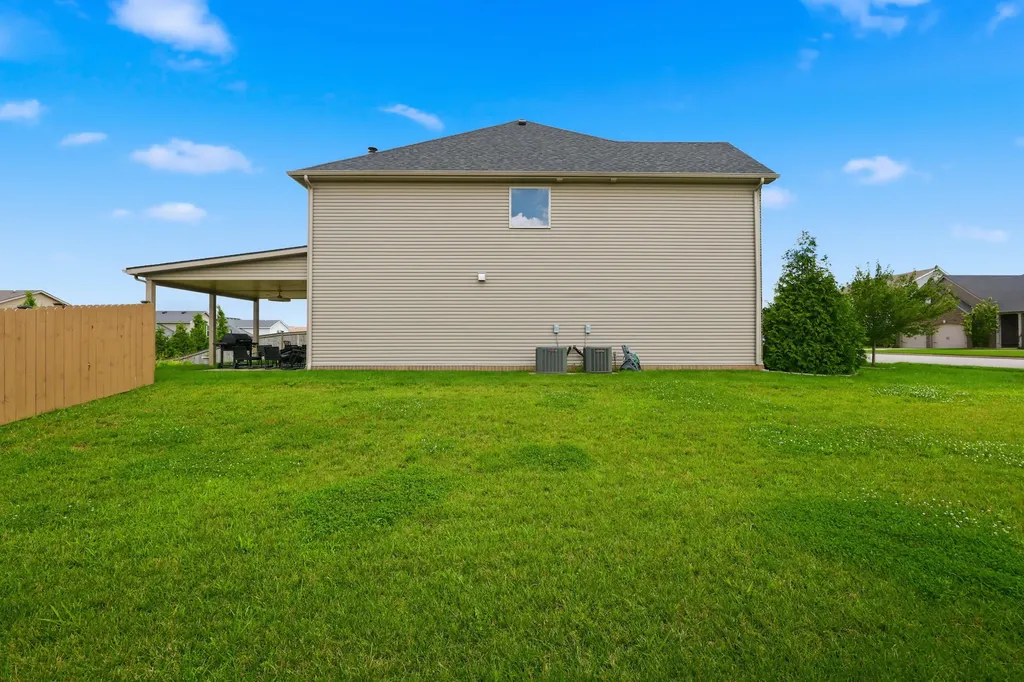 100 Little Leaf Drive Nicholasville KY 40356