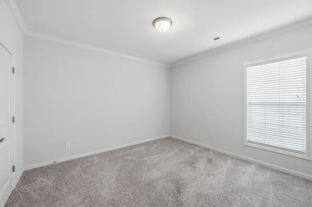 100 Little Leaf Drive Nicholasville KY 40356