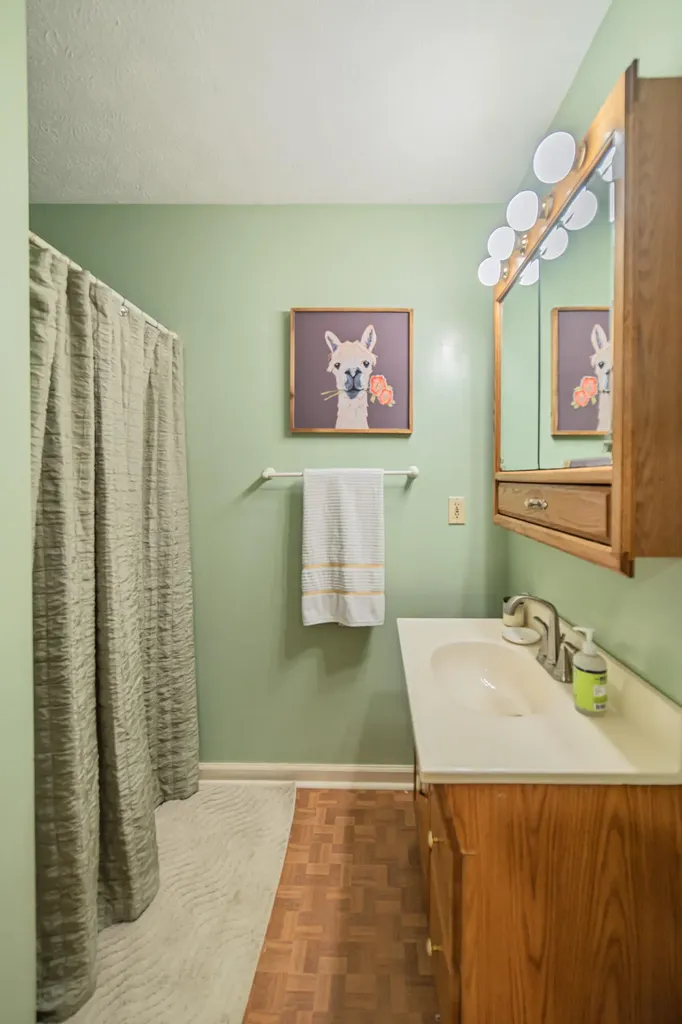 1001 Oak Grove Circle Benton KY 42025