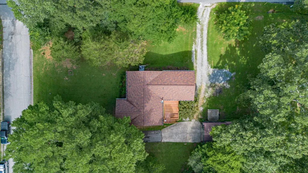 1001 Oak Grove Circle Benton KY 42025