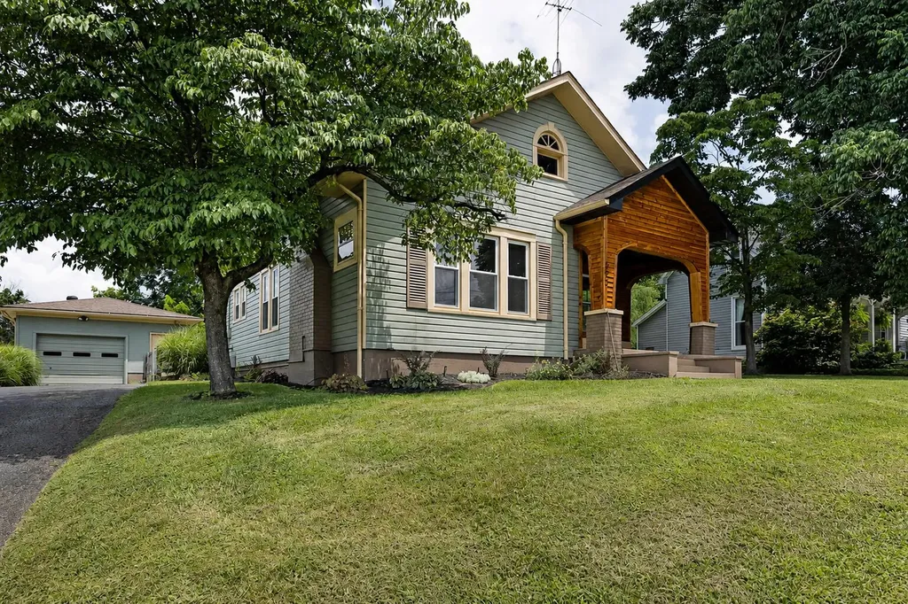 327 W Main Street Springfield KY 40069
