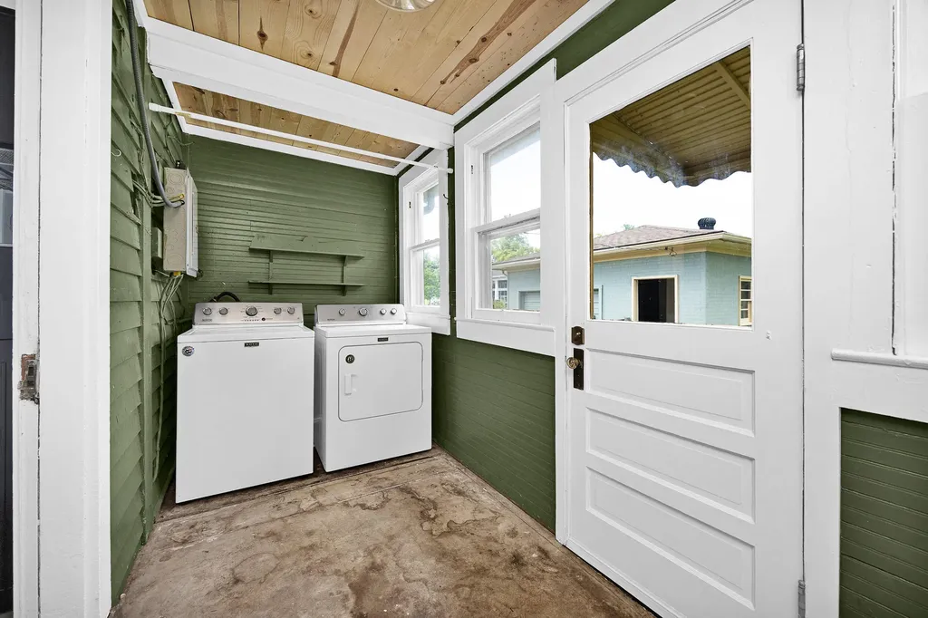 327 W Main Street Springfield KY 40069