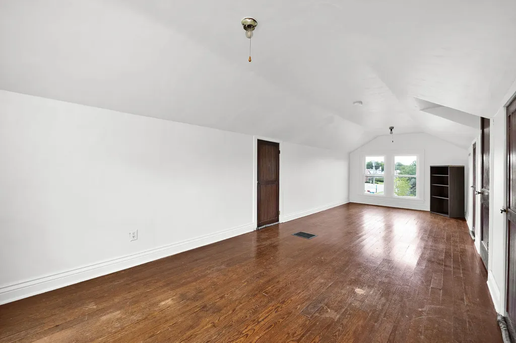 327 W Main Street Springfield KY 40069