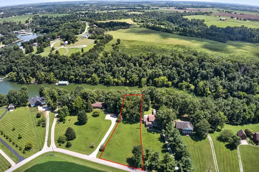 311 Lakeland Drive Harrodsburg KY 40330