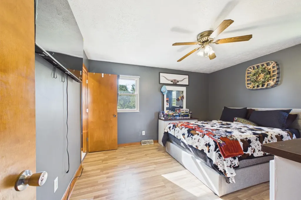 1371 Prewitt Bend Road Williamsburg KY 40769