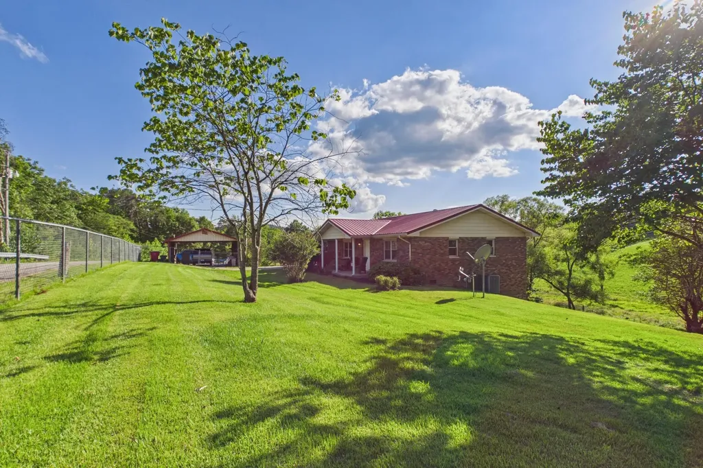 1371 Prewitt Bend Road Williamsburg KY 40769