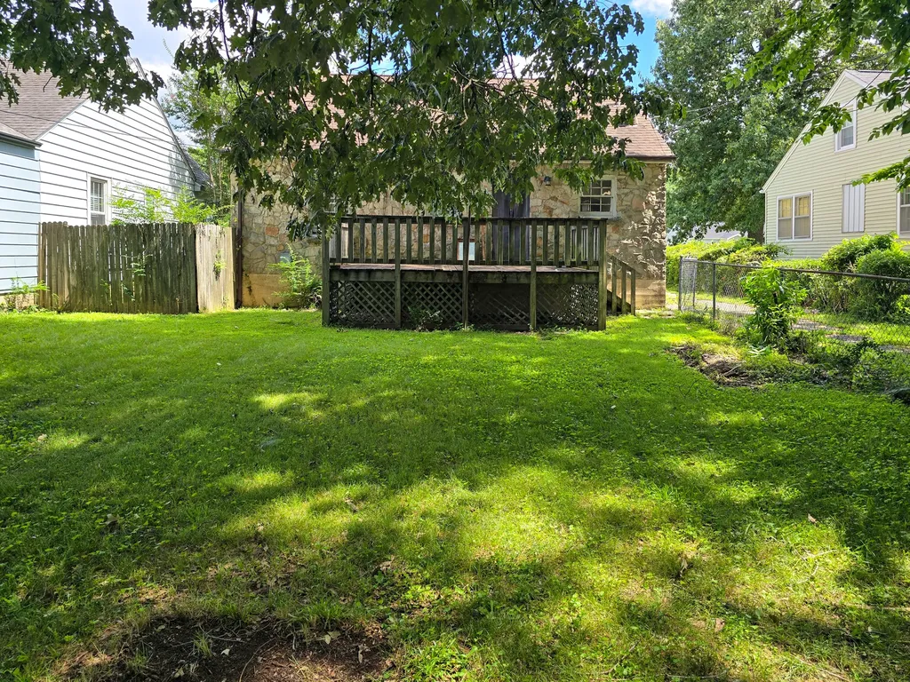 2613 Monroe Street Paducah KY 42001