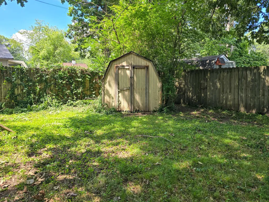 2613 Monroe Street Paducah KY 42001