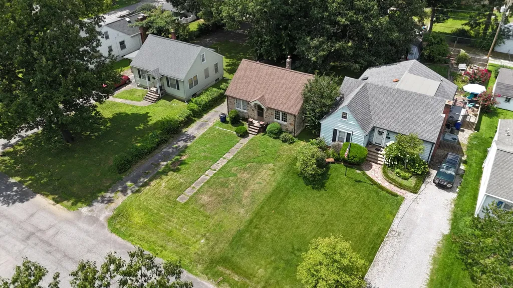 2613 Monroe Street Paducah KY 42001