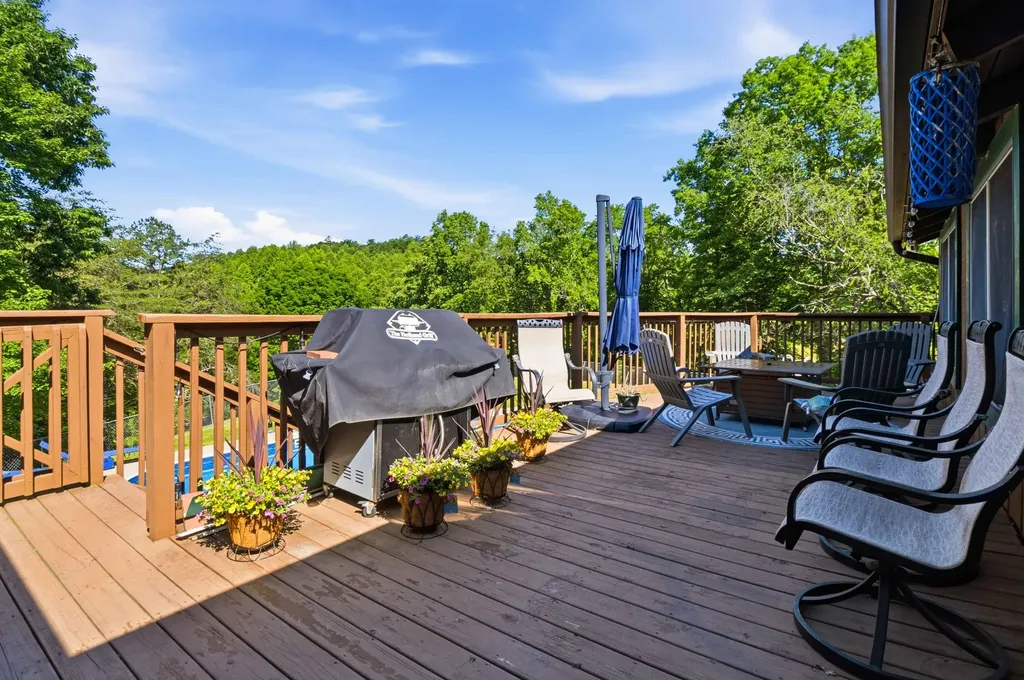 4664 Maple Creek Road Williamsburg KY 40769
