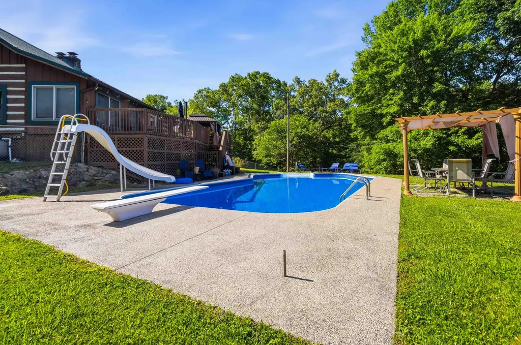4664 Maple Creek Road Williamsburg KY 40769